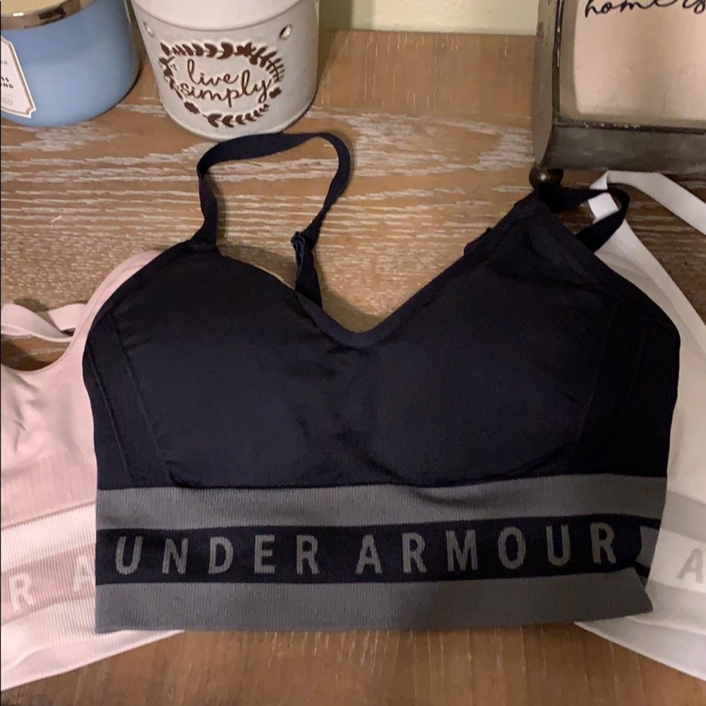 Small under armour sports bra (3)